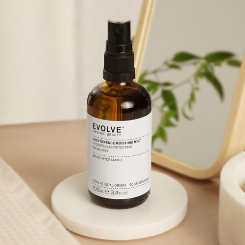 Evolve Organic Daily Defence Moisture Mist