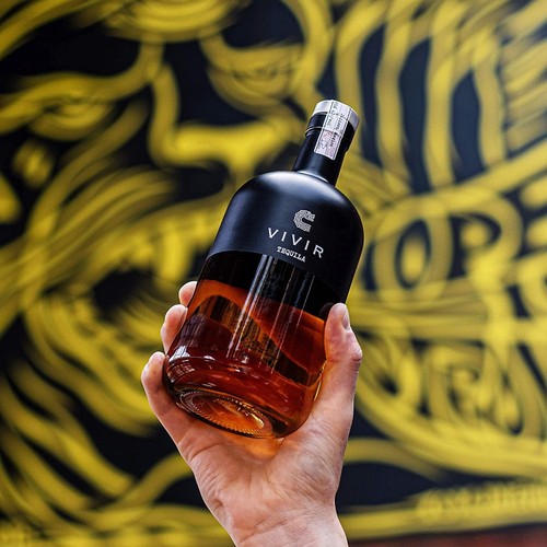 VIVIR Anejo Tequila