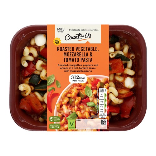 M&S Count On Us Roasted Vegetable Mozzarella & Tomato Pasta