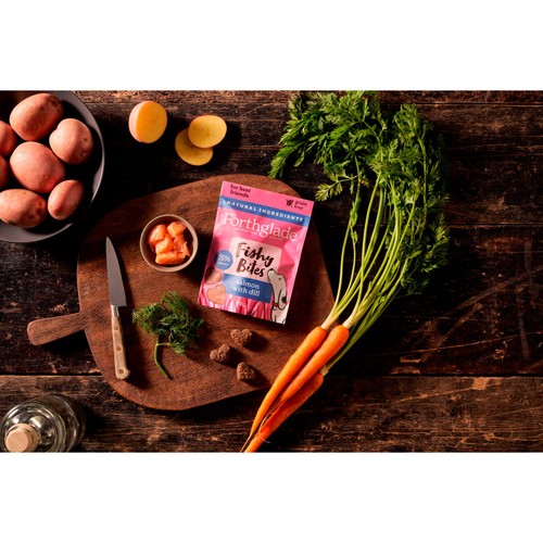 Forthglade Fishy Bites Natural Grain Free Treats Salmon & Dill
