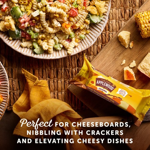 Applewood Smoky Cheddar Cheese Bar