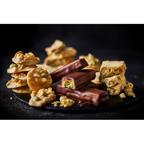 M&S Swiss Clouds Pistachio & Shortbread
