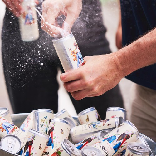 The Uncommon English Bubbly Rose Cans Multipack