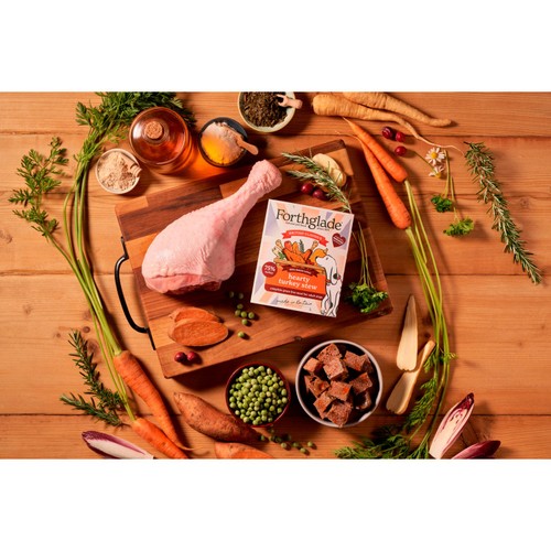 Forthglade British Classics Natural Wet Dog Food Hearty Turkey Stew