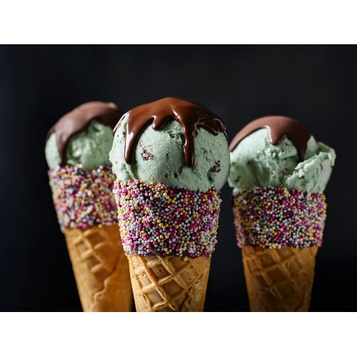 M&S Cracked Shell Mint Choc Sauce