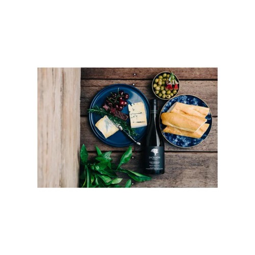 Jackson Estate Gum Emperor Pinot Noir