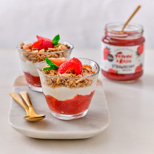 Fearne & Rosie Strawberry Jam 70% Fruit