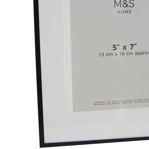 M&S 5X7" Layered Mount Frame, Black