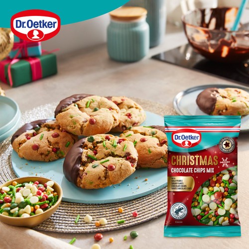 Dr. Oetker Christmas White Chocolate Chip & Sprinkles Mix
