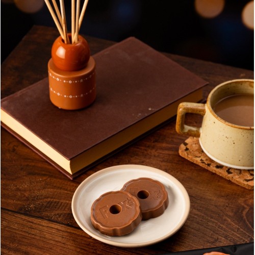 Fox's Biscuits Chocolatey Milk Chocolate Rounds