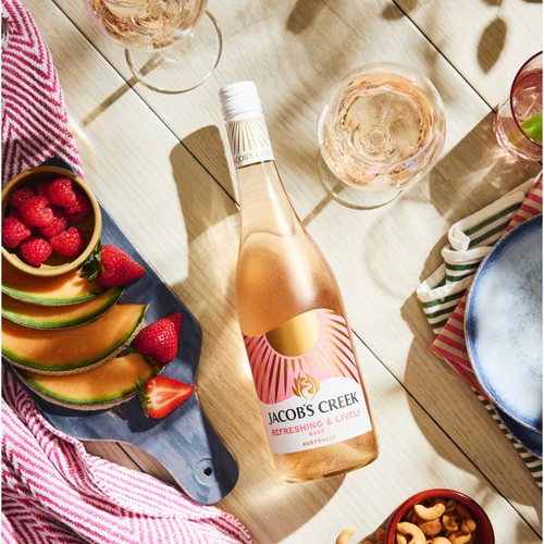 Jacob's Creek Refreshing & Lively Rose Wine