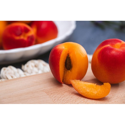 Diamond Crop British Apricots
