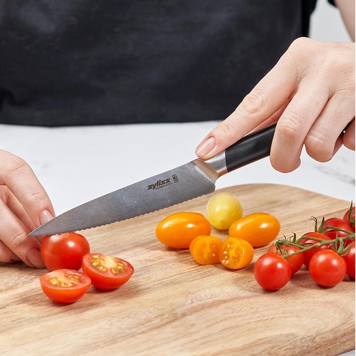 Zyliss Comfort Pro Serrated Paring Knife (11.5cm)