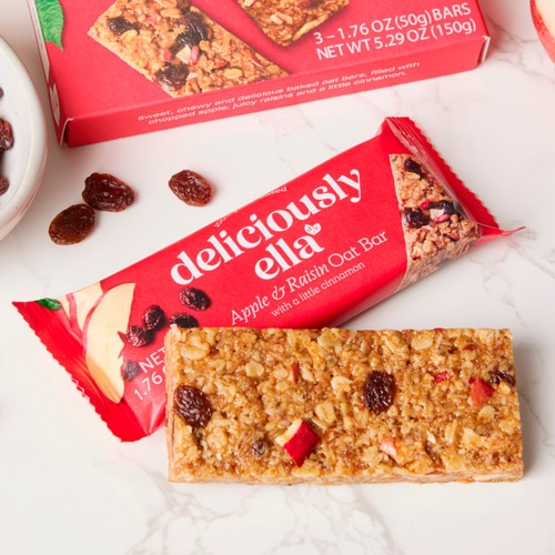 Deliciously Ella Apple, Raisin & Cinnamon Oat Bar case