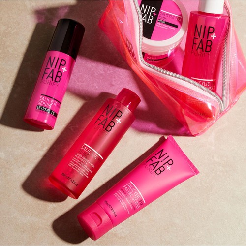 Nip+Fab Salicylic Acid Fix Facial Exfoliating Scrub