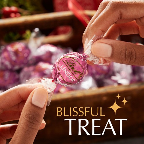Lindt Lindor Strawberries & Cream Chocolate Truffles Box