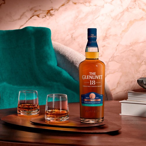 The Glenlivet 18 Year Old Single Malt Scotch Whisky With Giftbox