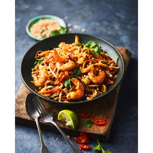 M&S King Prawn Pad Thai Bowl - Taste of Asia