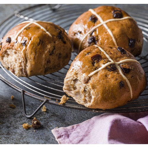 M&S Made Without Hot Cross Buns