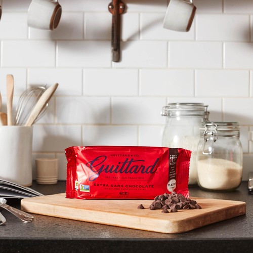 Guittard Extra Dark Chocolate Baking Chips 63% 