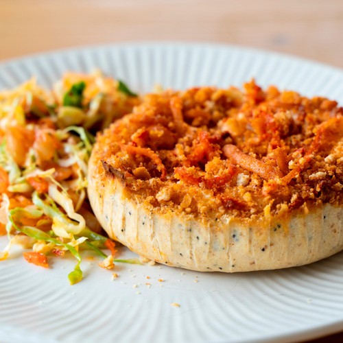 Higgidy Extra Mature Cheddar & Kimchi Quiche