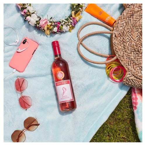Barefoot White Zinfandel Rose