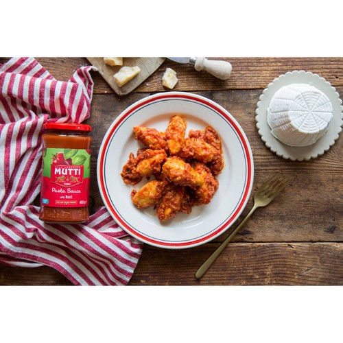 Mutti Tomato & Basil Pasta Sauce No Added Sugar