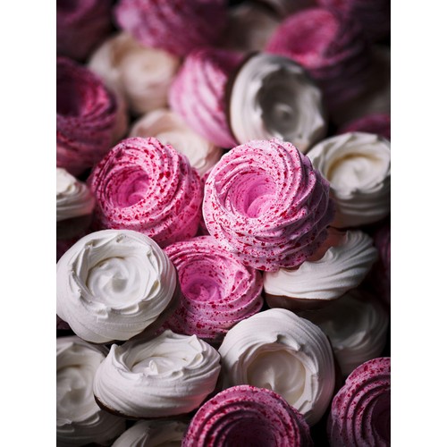 M&S Collection 4 Raspberry Meringues