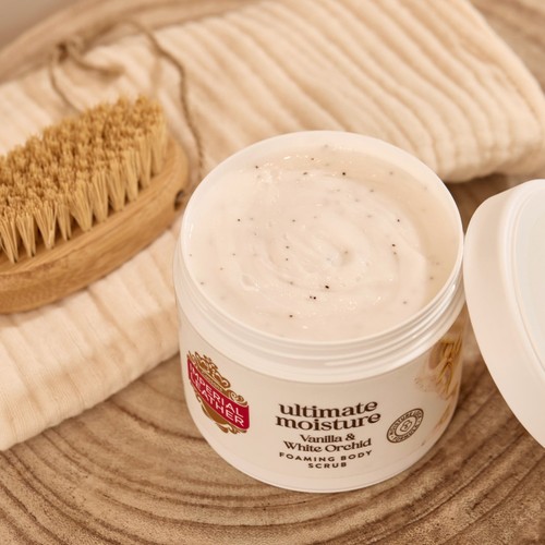 Imperial Leather Ultimate Moisture Vanilla & White Orchid Body Scrub