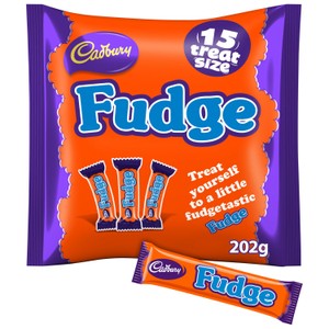 Cadbury Fudge Treatsize Chocolate Bar Pack