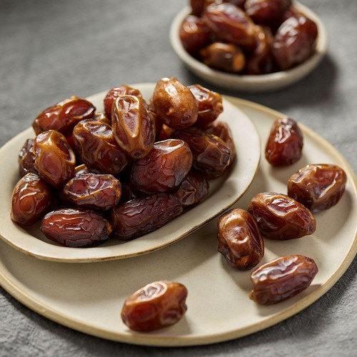 Natoora Californian Bon Bon Medjool Dates