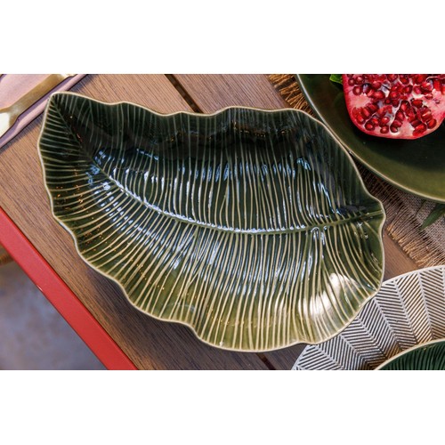 Mikasa Jardin Stoneware Leaf Serving Dish, 30cm, Gift boxed