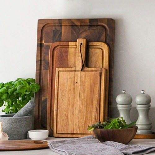 Tala Chunky Handled Board With Groove in Lacquered Acacia