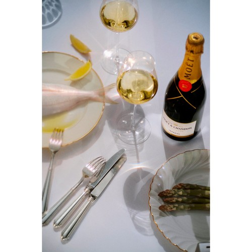 Moet & Chandon Brut Imperial Champagne, 75cl