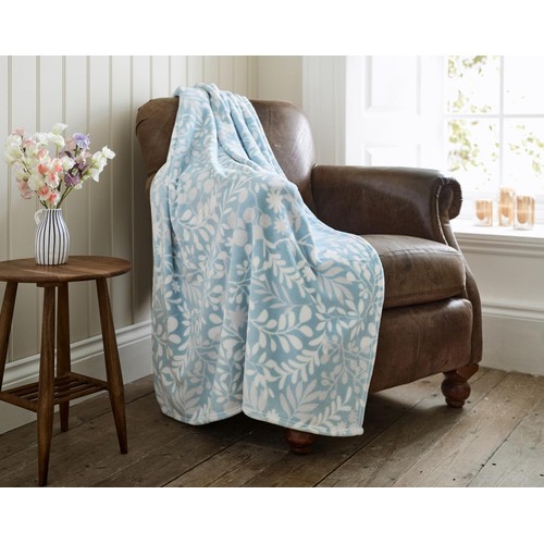 Deyongs Cozy Comforts Mables Garden Throw