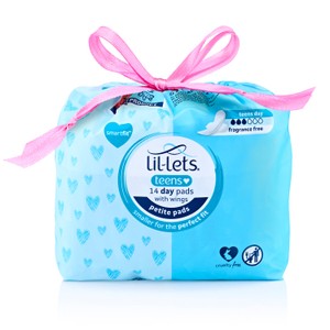 Lil-Lets Teens Ultra Towels Day
