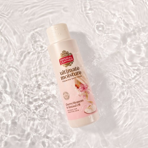 Imperial Leather Ultimate Moisture Cherry Blossom & Almond Oil Bath Soak