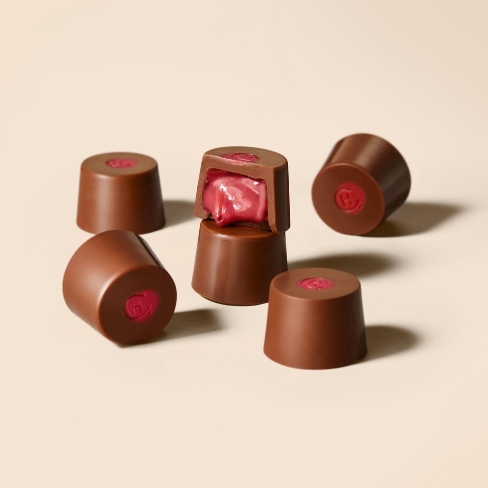 Hotel Chocolat Raspberry Smoothie Chocolates Selector - Ocado