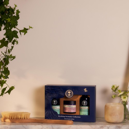 Neal's Yard Soothing Aromatic Collection