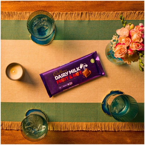 Cadbury Dairy Milk Fruit & Nut Chocolate Bar