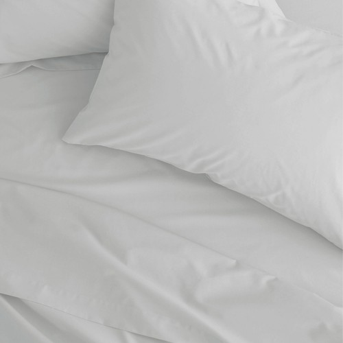 Catherine Lansfield Plain Dye Polycotton Single Fitted Sheet, White