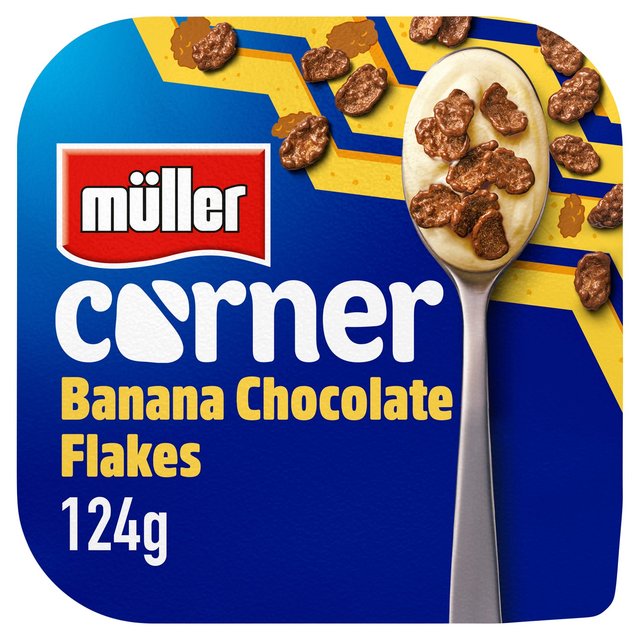 Muller Corner Banana Yogurt With Chocolate Flakes, 124g