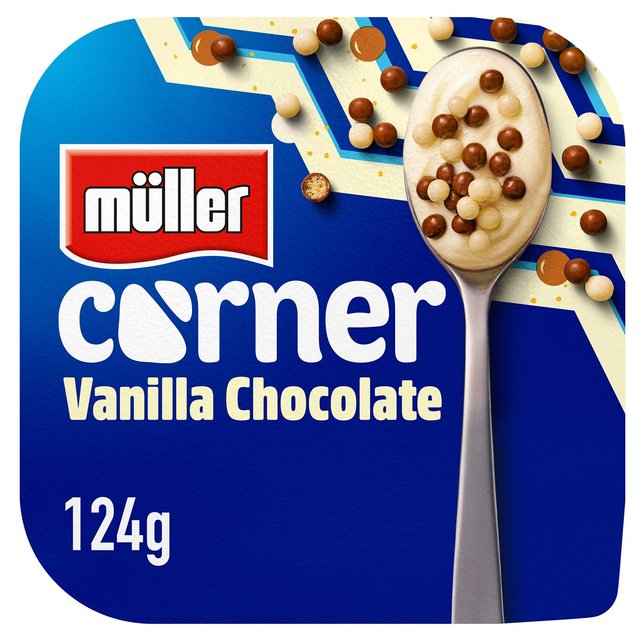 Muller Corner Vanilla Yogurt With Chocolate Balls, 124g