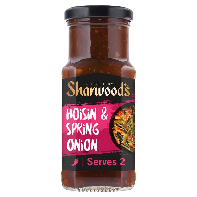 Sharwood’s Hoi Sin & Spring Onion Stir Fry Sauce, 195g