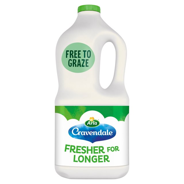 Cravendale Filtered Fresh Semi Skimmed Milk Fresher for Longer, 2l