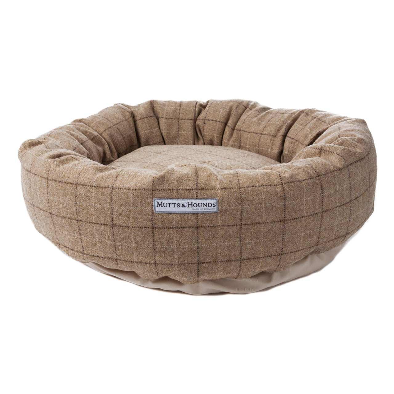An image of Mutts & Hounds Oatmeal Tweed Donut Bed Small