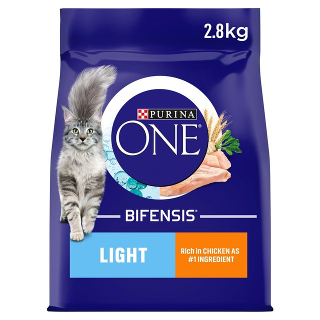 Purina ONE Light Dry Cat Food Chicken and Wheat, 3kg