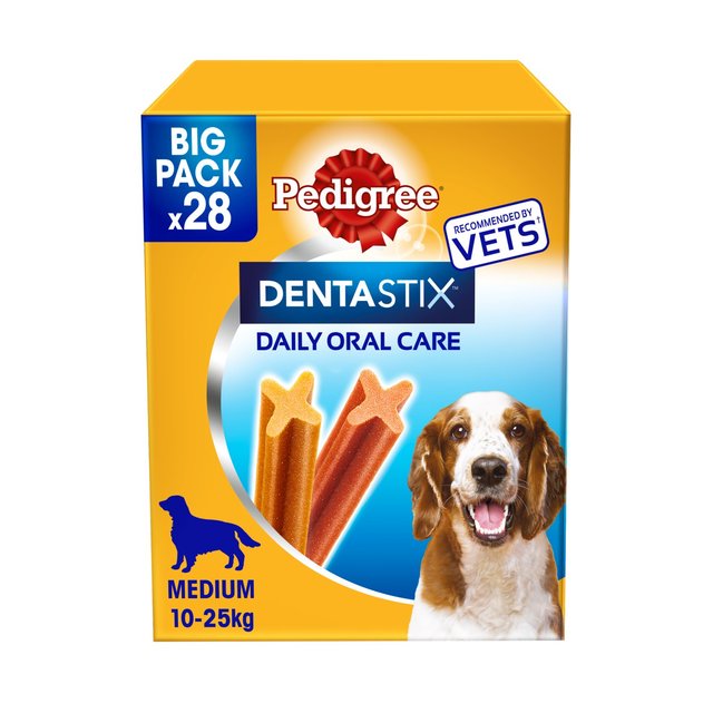 Pedigree Dentastix Daily Adult Medium Dog Treats Dental Sticks, 720g 28 x 26g