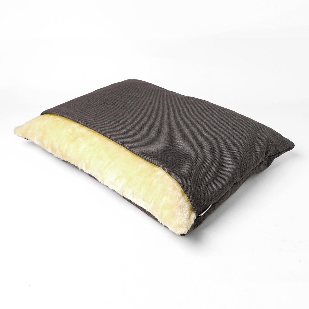 An image of Charley Chau Snuggle Bed Weave Slate Large