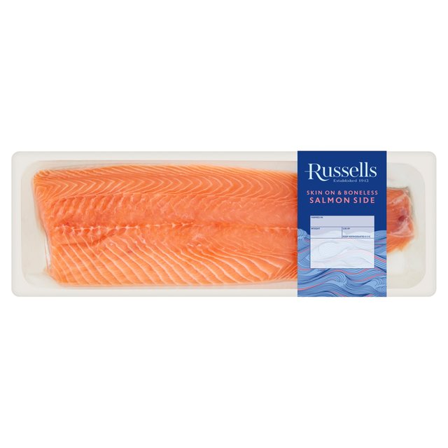 Russell’s Salmon Side Skin On & Boneless, 850g